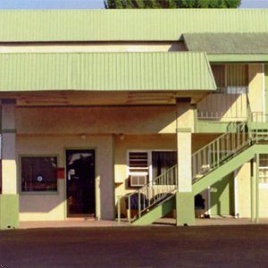 אבסקון Starlite Motor Inn מראה חיצוני תמונה